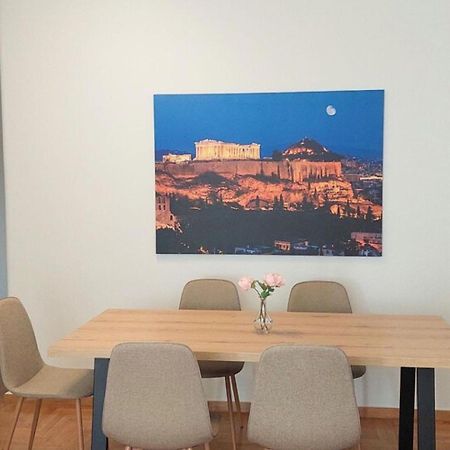 Elegant Apartment In Plaka Афины Экстерьер фото